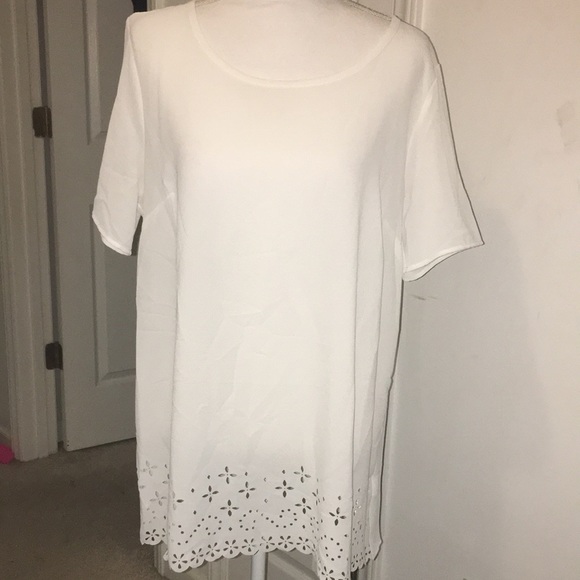 Shop Basic USA Tops - White crepe top with laser cut out at the hem BNNT